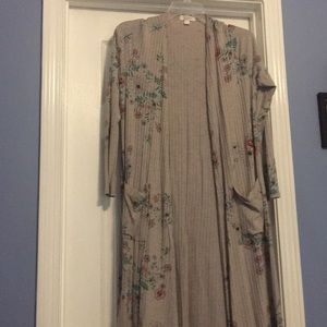 Lularoe small floral sarah
